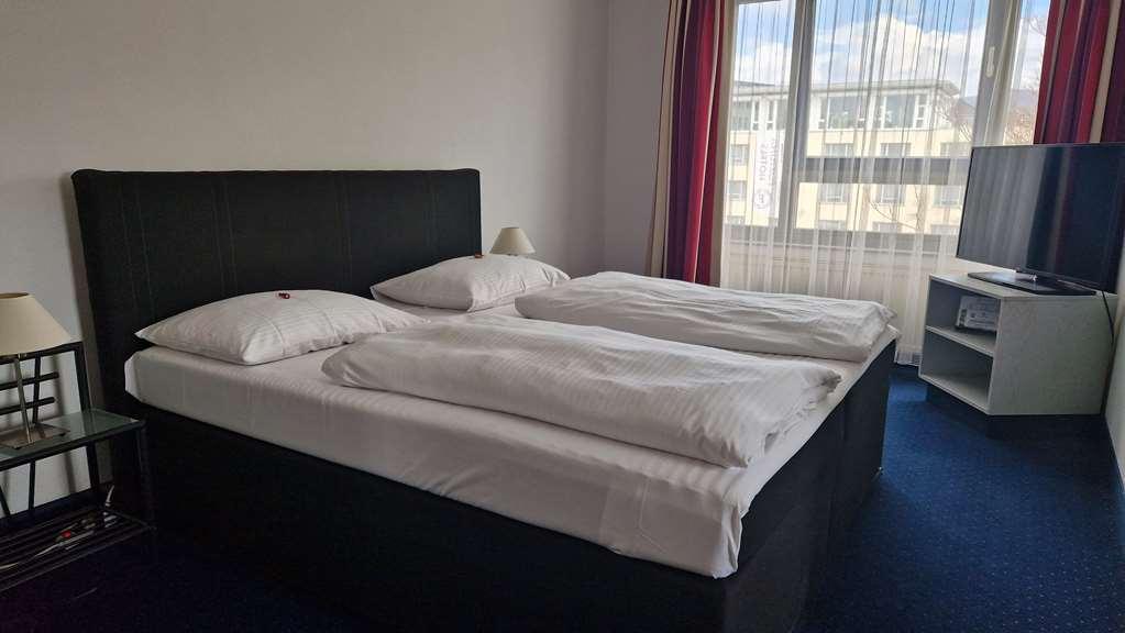 City Hotel Fortuna Reutlingen Szoba fotó