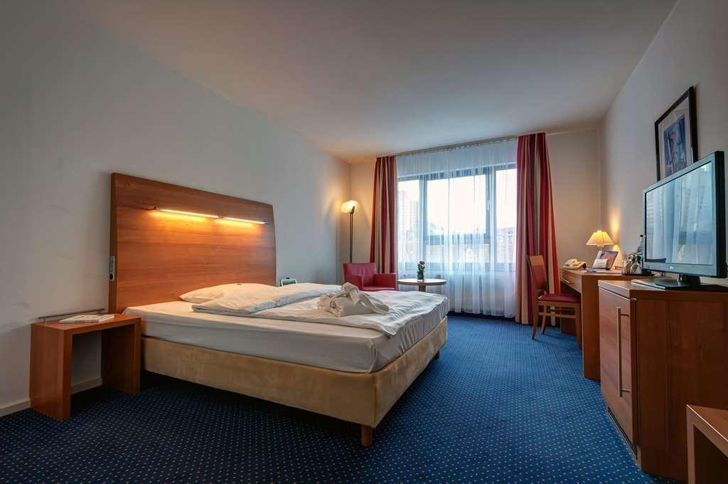 City Hotel Fortuna Reutlingen Szoba fotó