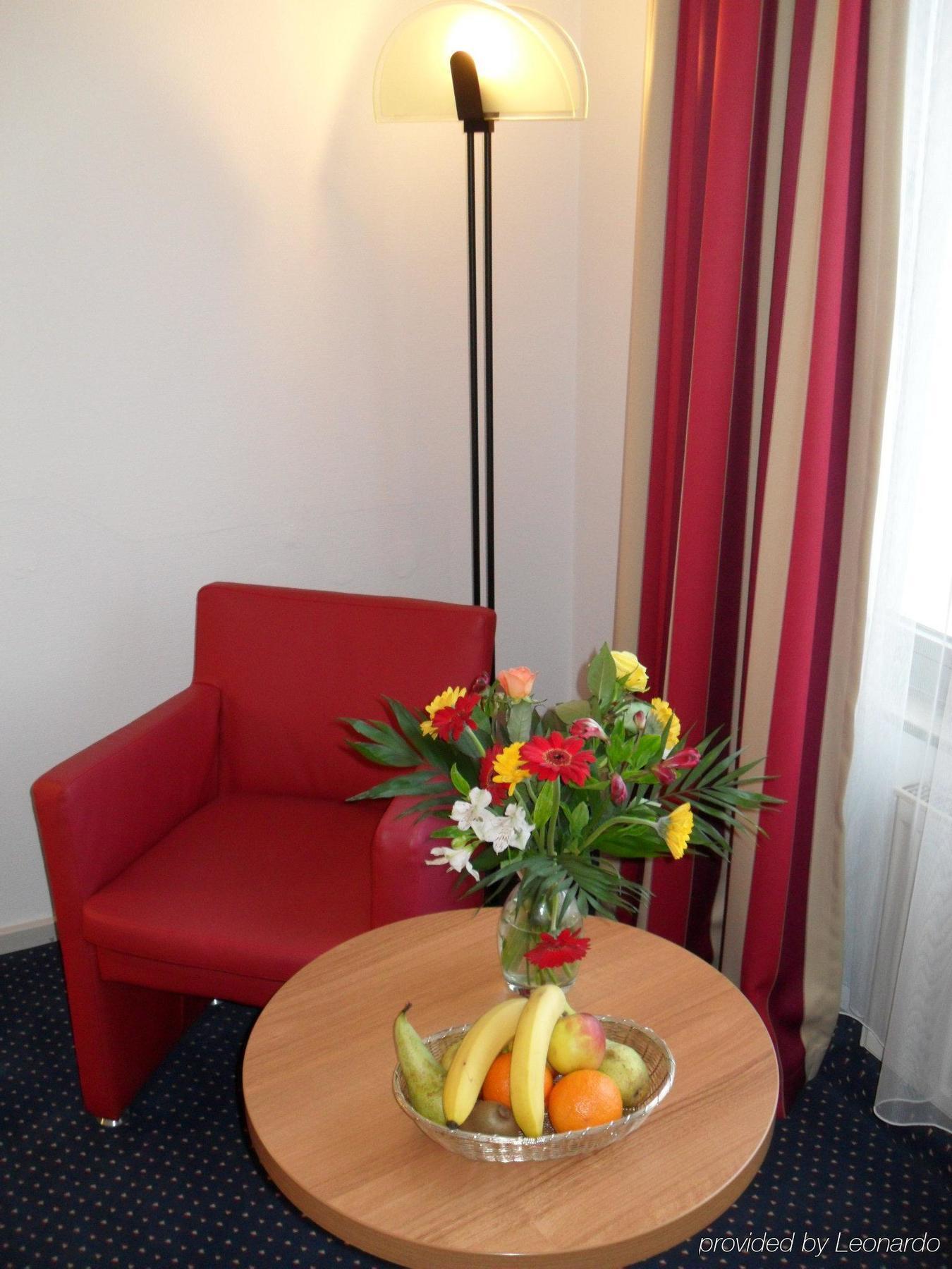 City Hotel Fortuna Reutlingen Szoba fotó